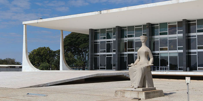 Demissão em massa deve ser negociada com sindicatos define STF